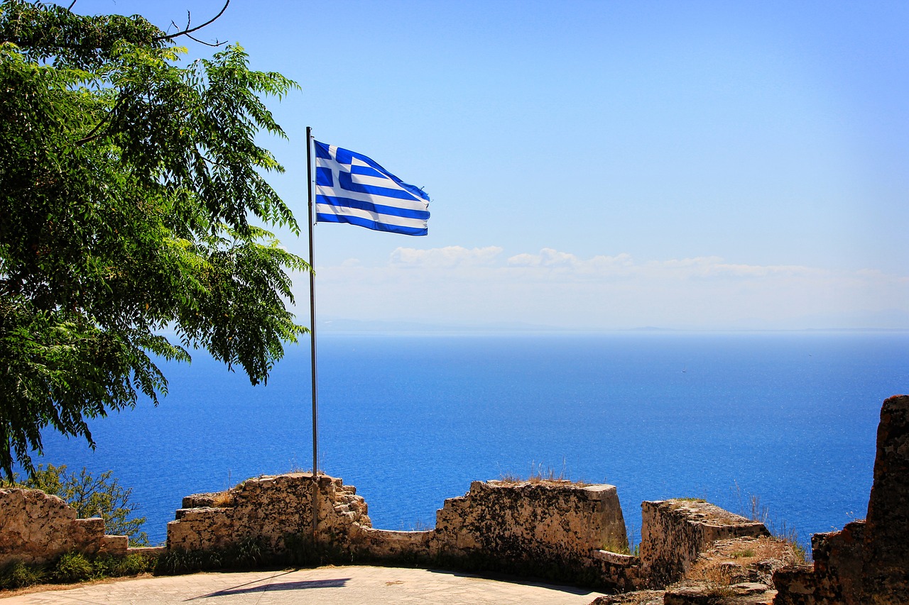 În Grecia intră în vigoare noi restricţii